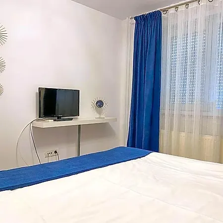 Blue Dream Hotel